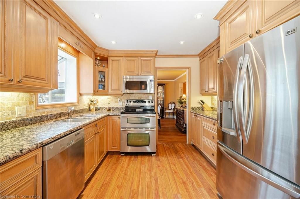 1230 Fleet Street Property Photo 16
