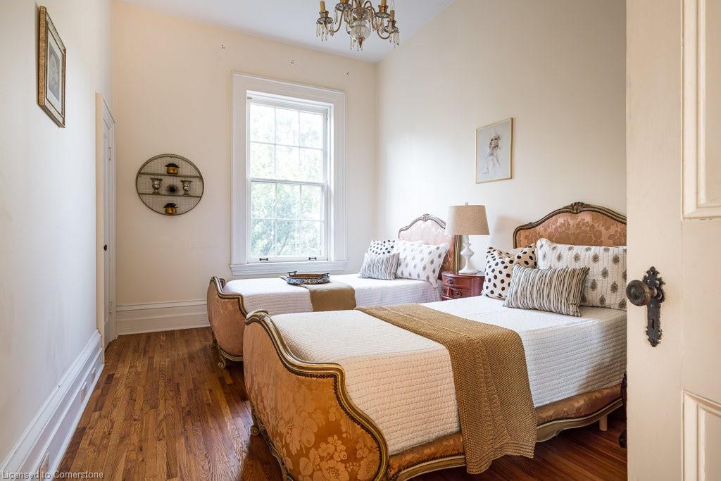 30 South Street W Property Photo 40