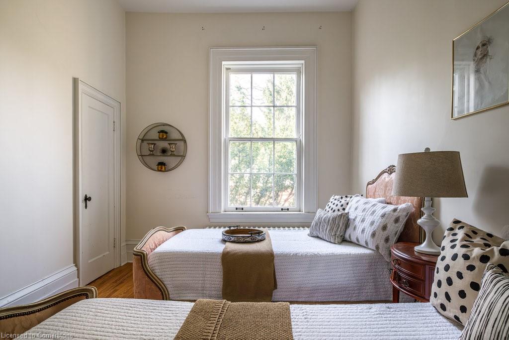 30 South Street W Property Photo 41