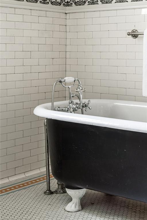 30 South Street W Property Photo 42