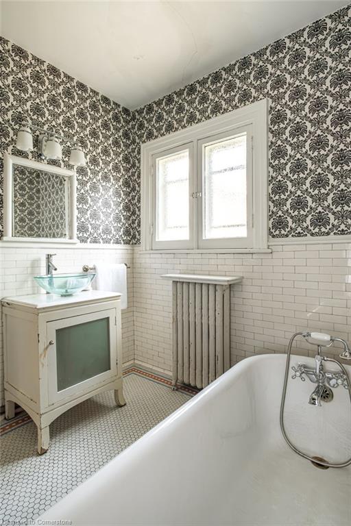 30 South Street W Property Photo 44