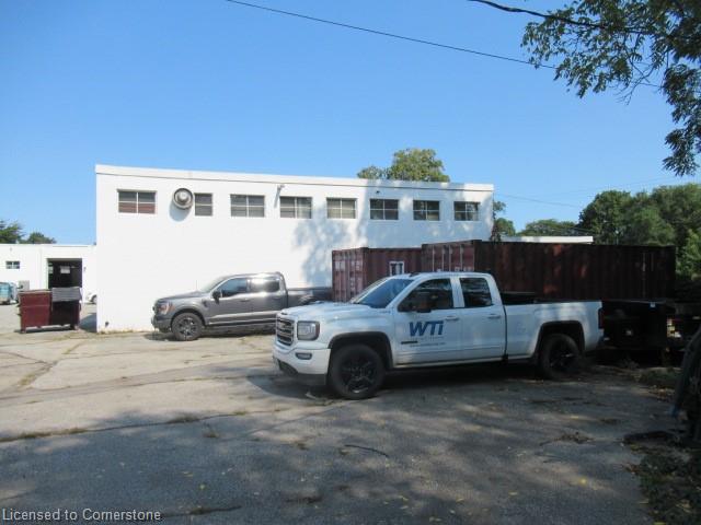 425 Enfield Road Property Photo 5