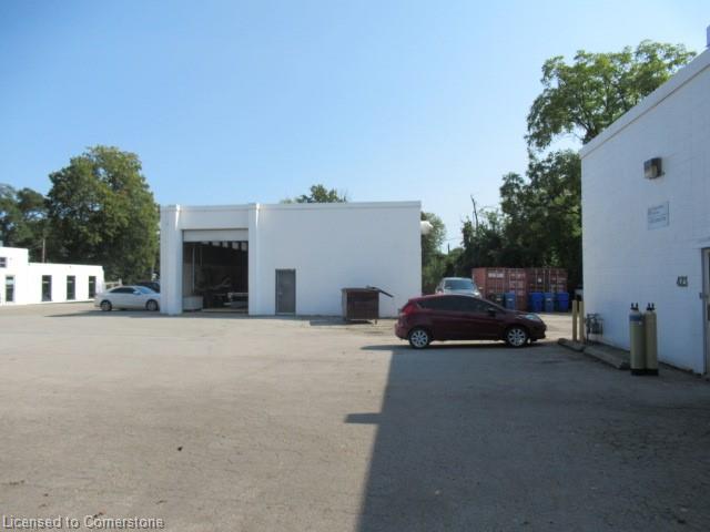 425 Enfield Road Property Photo 6