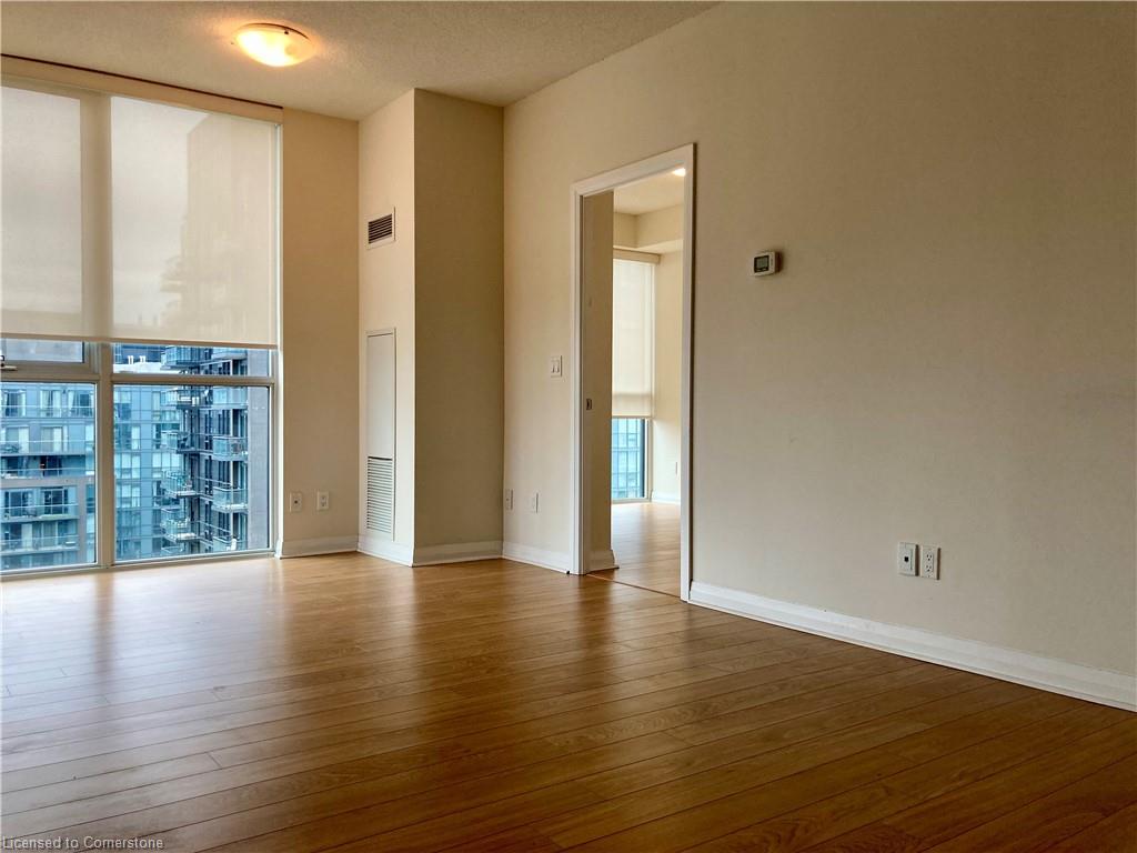 2307-75 Eglinton Avenue W Property Photo 16
