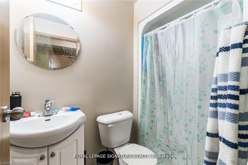 101-253 Lester Street Property Photo 13