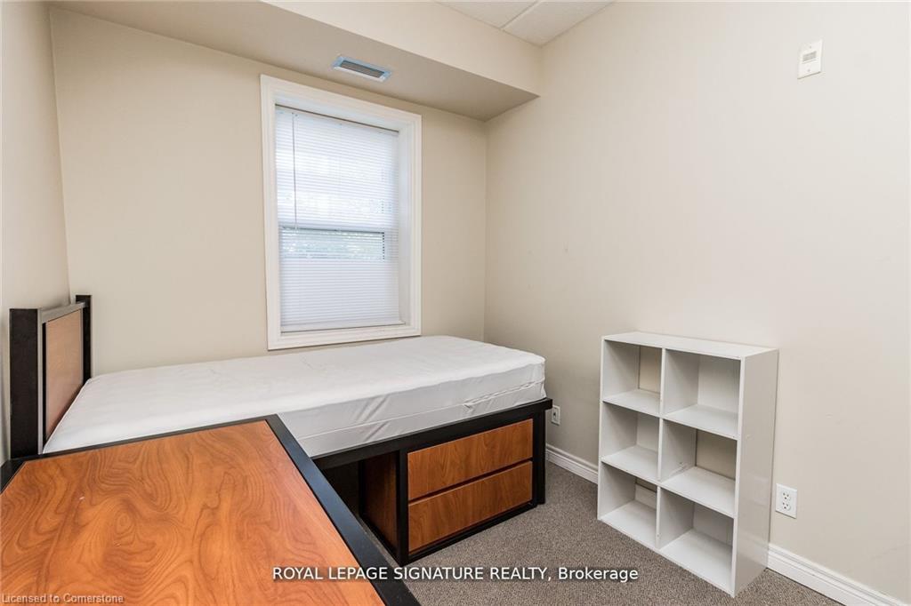 101-253 Lester Street Property Photo 29