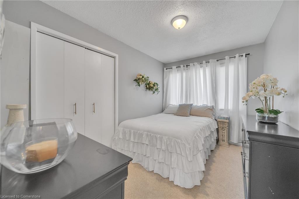 70 Inverlyn Crescent Property Photo 24