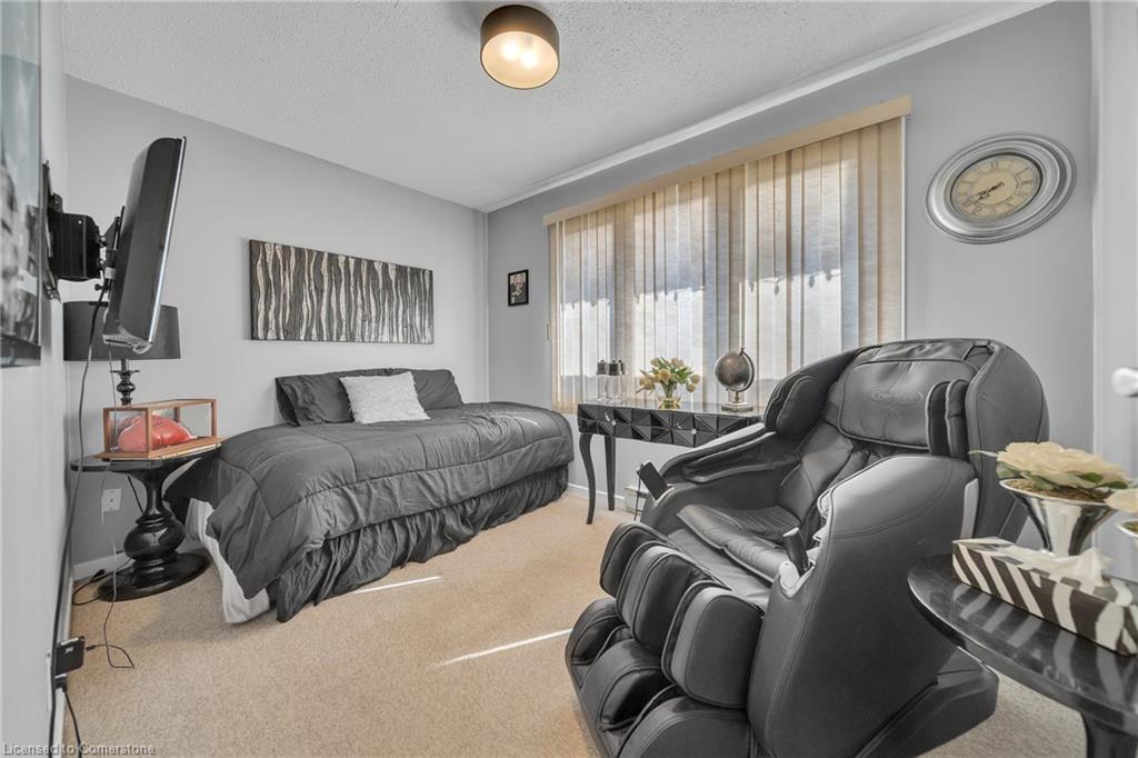 70 Inverlyn Crescent Property Photo 29