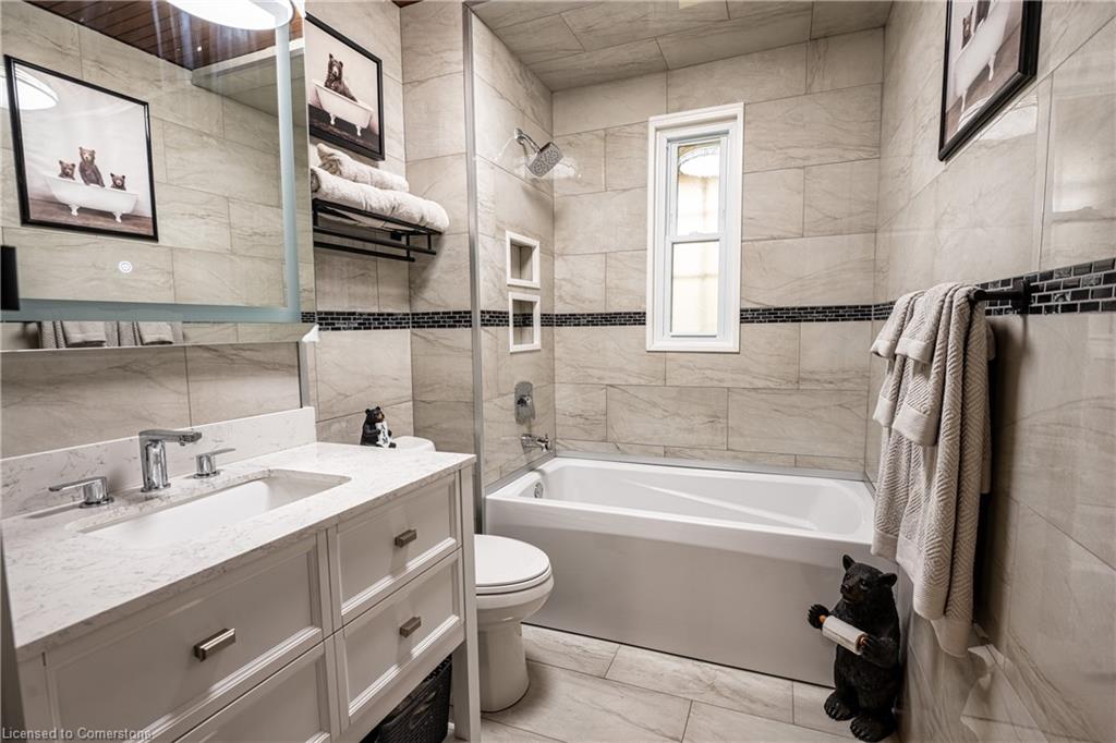 1 Kerr Crescent Property Photo 31