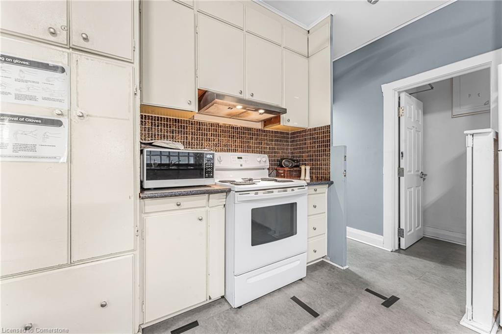 371 Niagara Street Property Photo 16