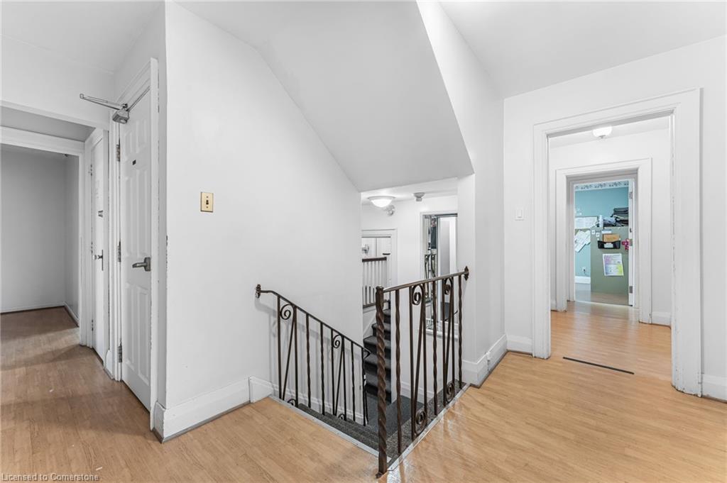 371 Niagara Street Property Photo 23