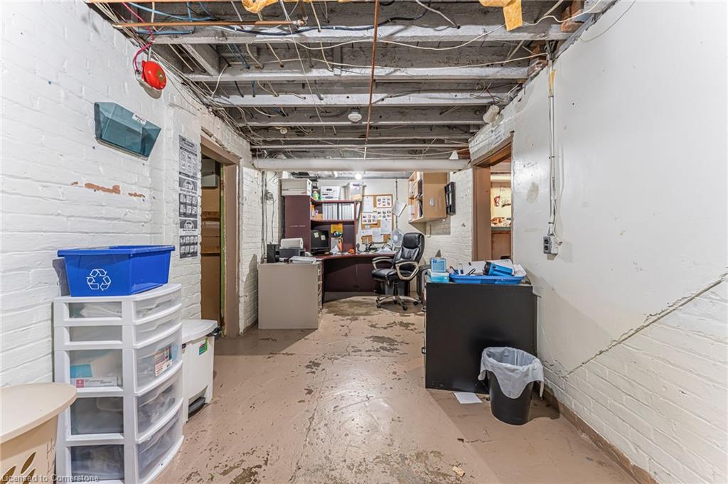 371 Niagara Street Property Photo 40
