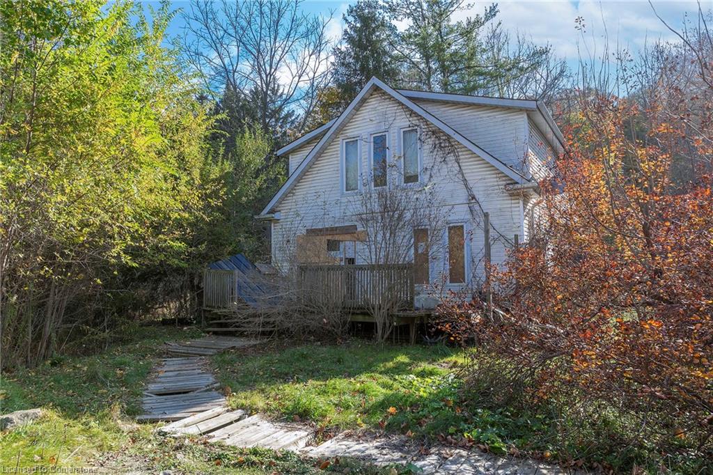 1110 Wilson Street E Property Photo 3