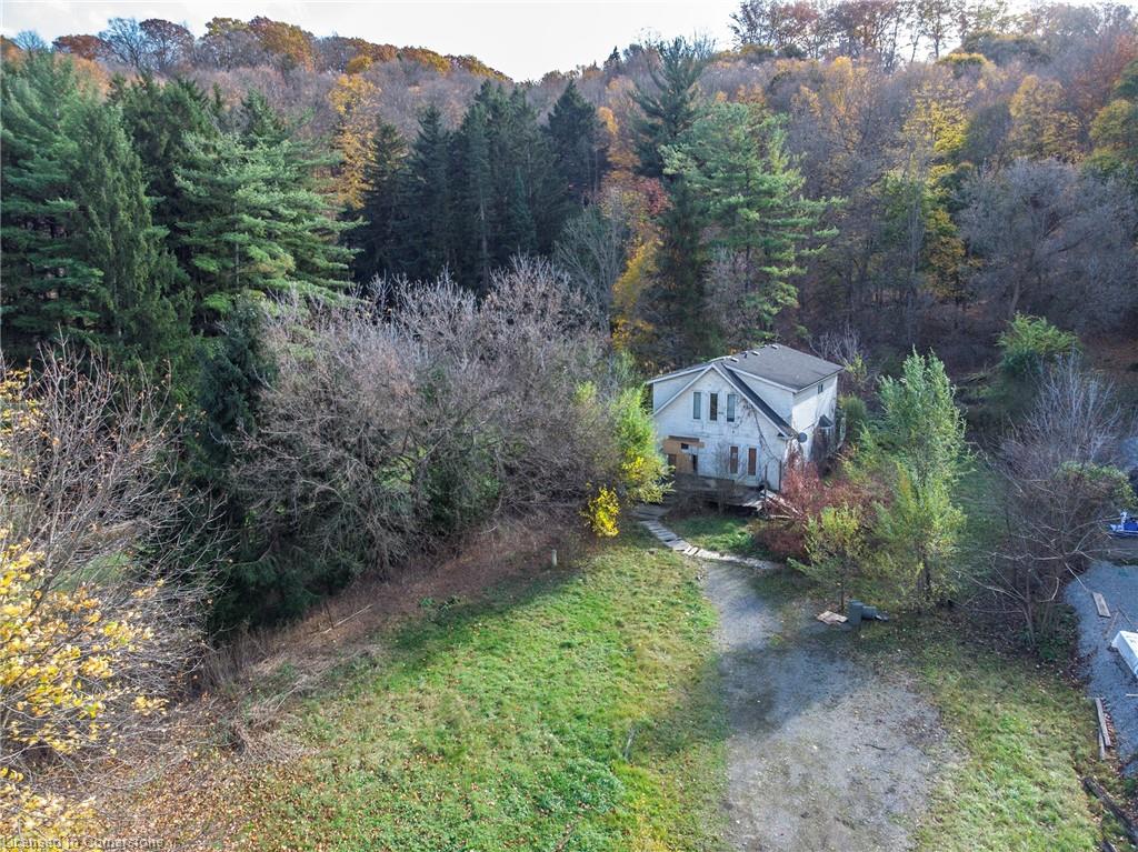 1110 Wilson Street E Property Photo 9