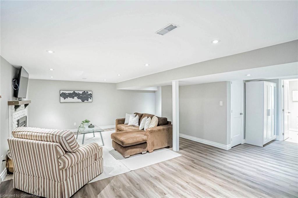 1825 Pattinson Crescent Property Photo 30