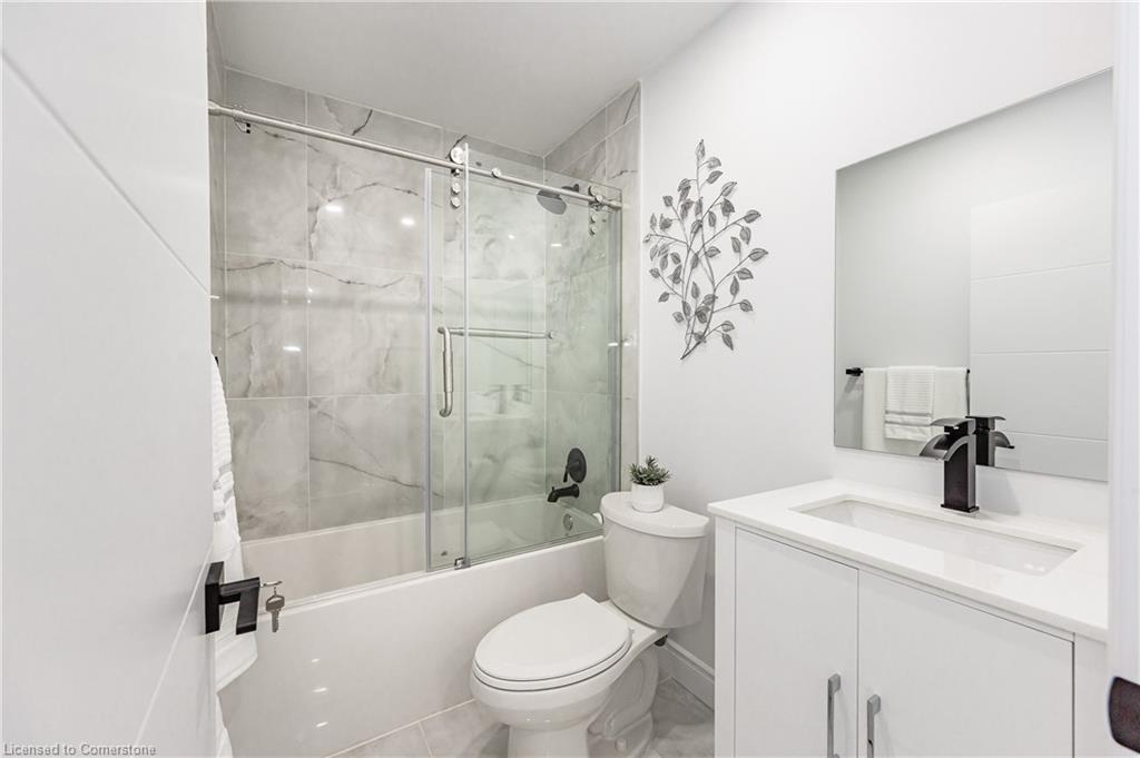 435 Evans Avenue Property Photo 15