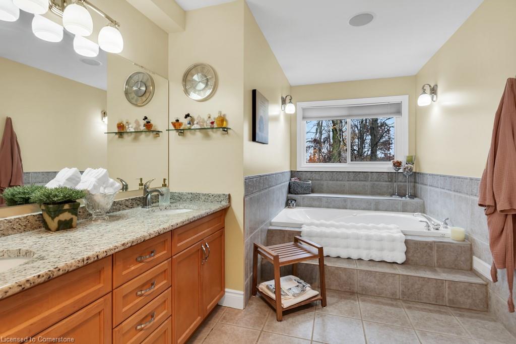 103 Forestway Trail Property Photo 16