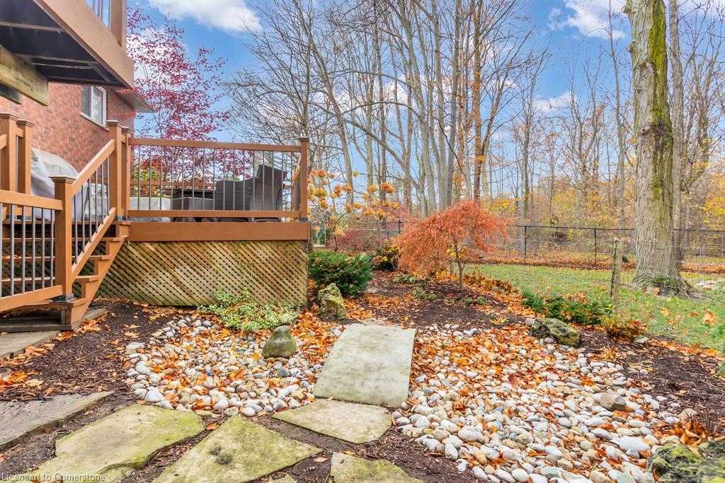 103 Forestway Trail Property Photo 31