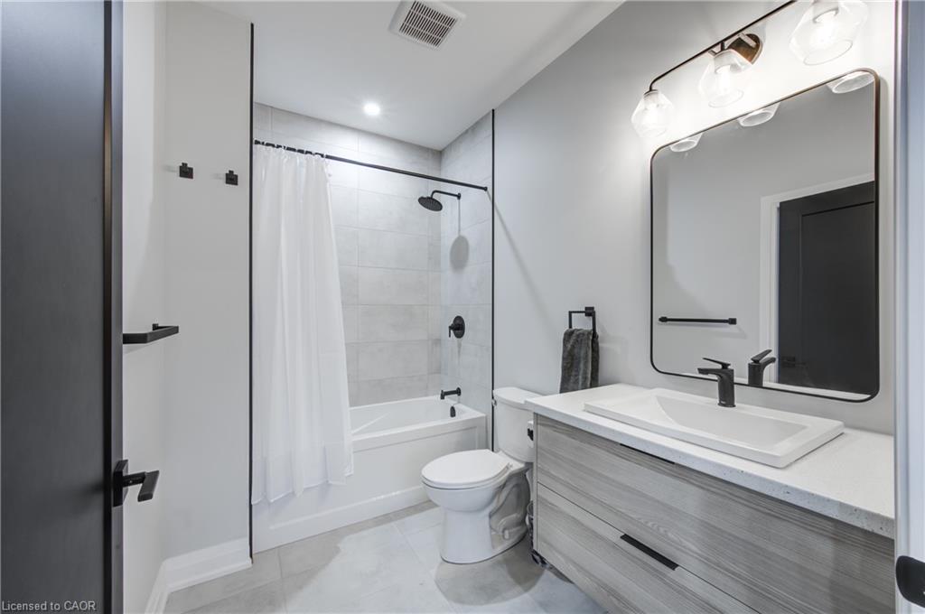 57 Centre Street Property Photo 41