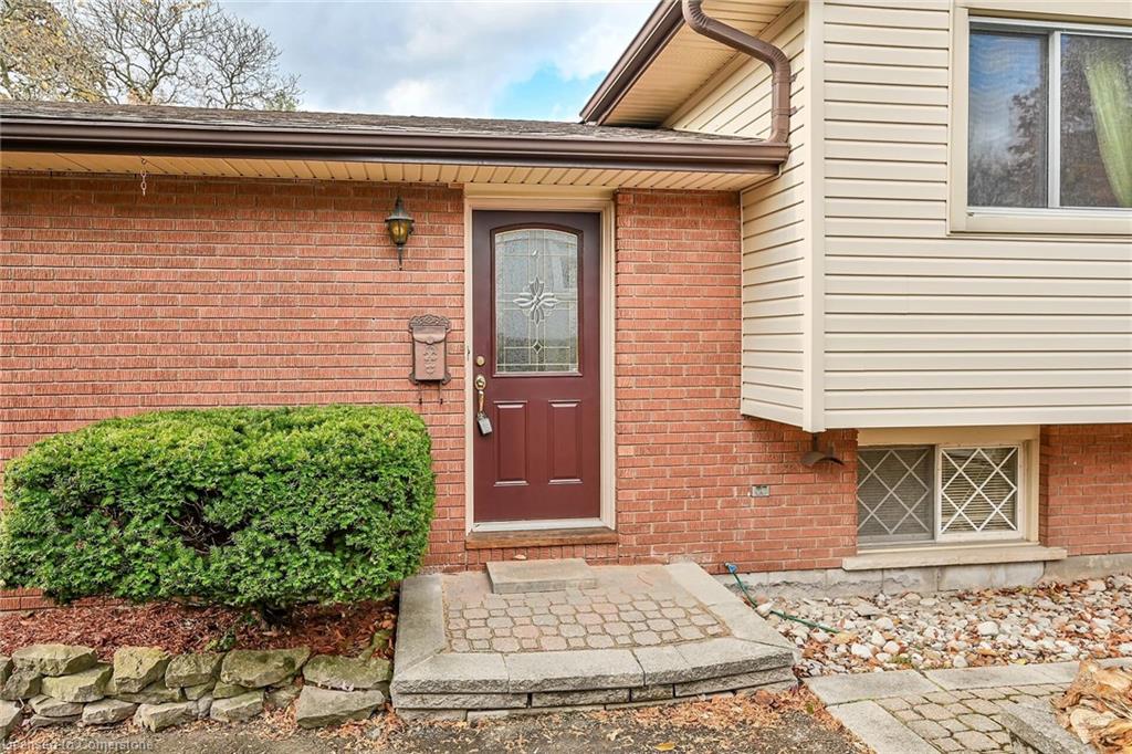 54 Little John Road Property Photo 4