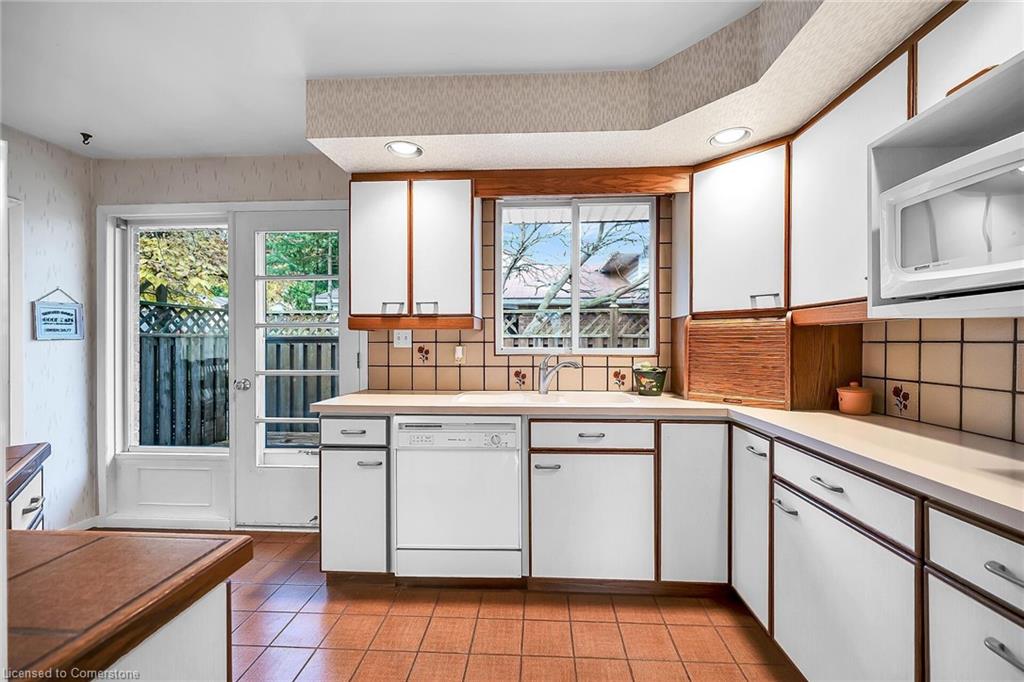 54 Little John Road Property Photo 17
