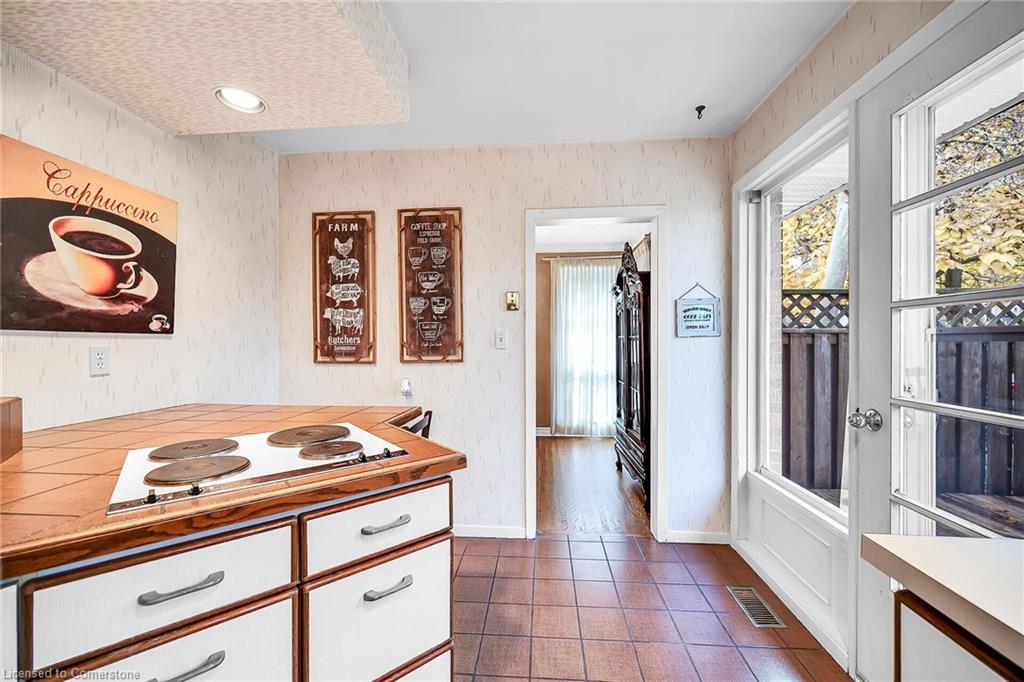 54 Little John Road Property Photo 18