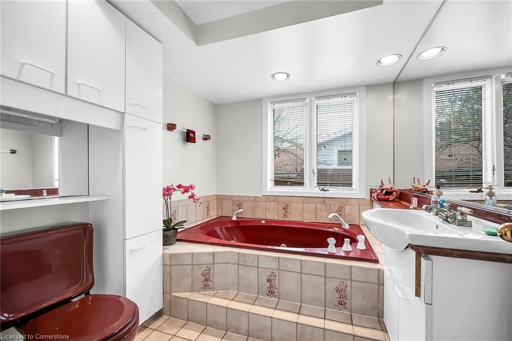 54 Little John Road Property Photo 25