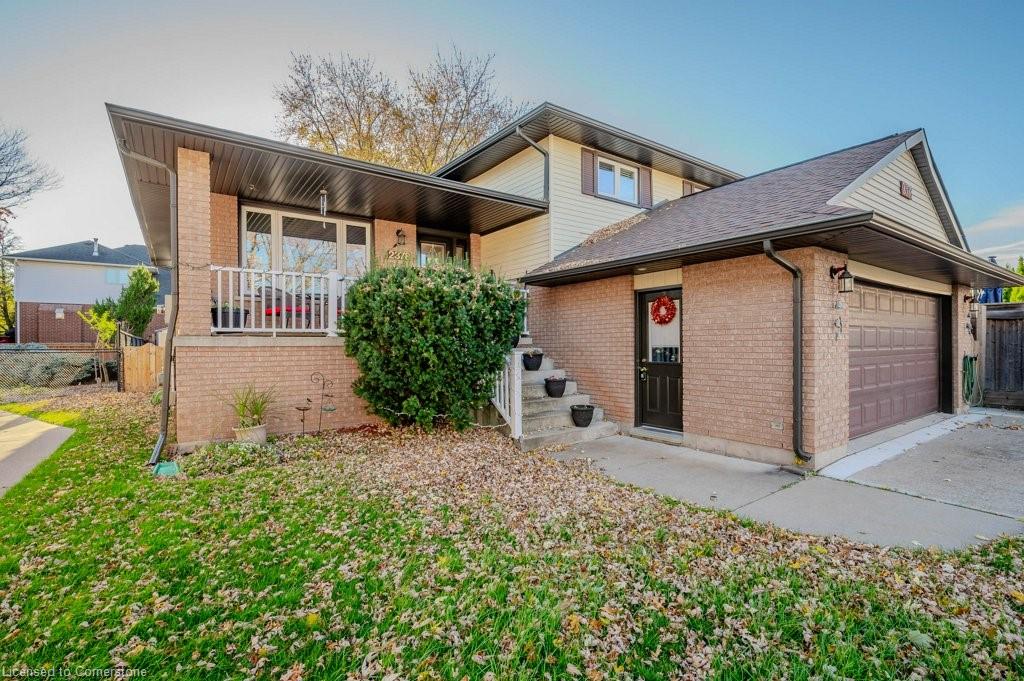 2378 Headon Road Property Photo 4