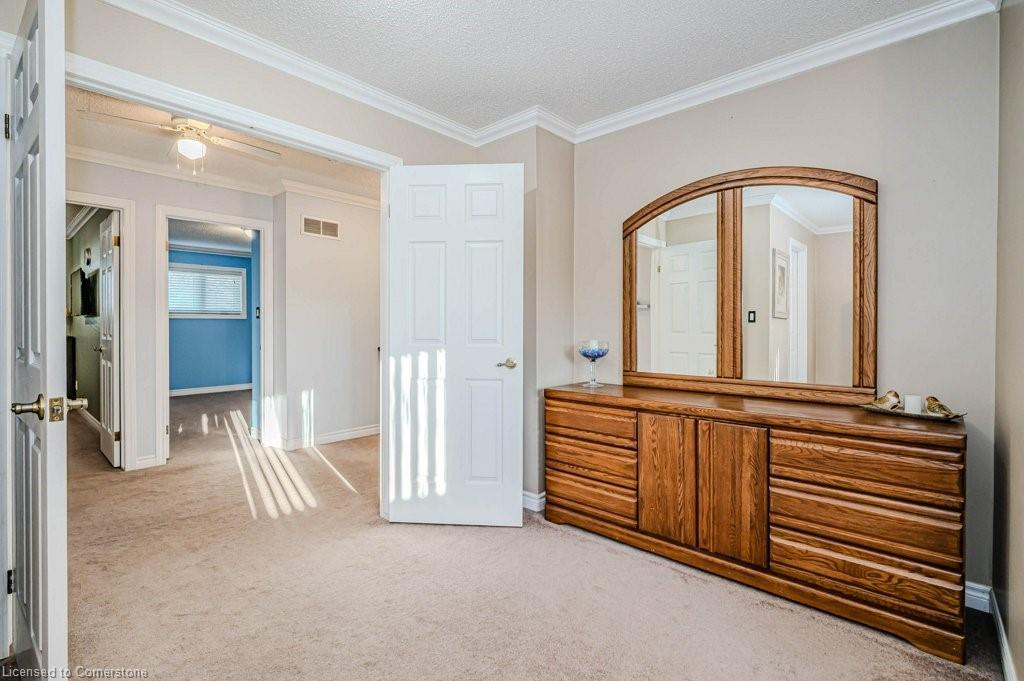 2378 Headon Road Property Photo 18