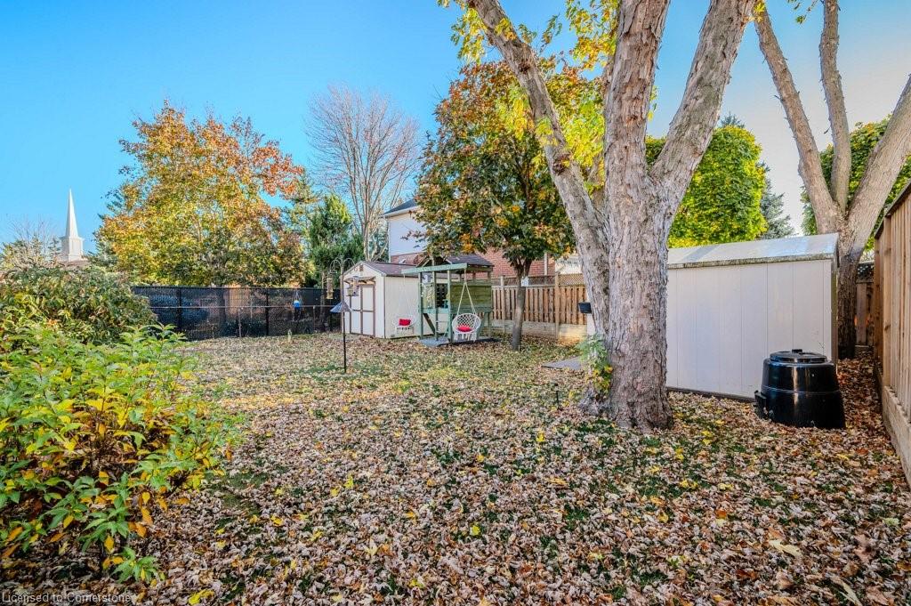 2378 Headon Road Property Photo 36