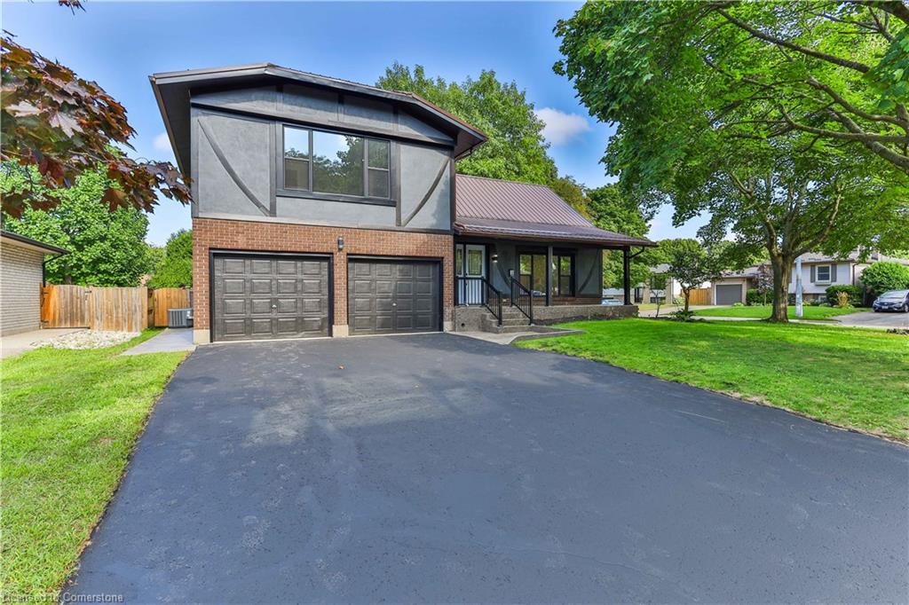 22 Atwood Crescent Property Photo 1