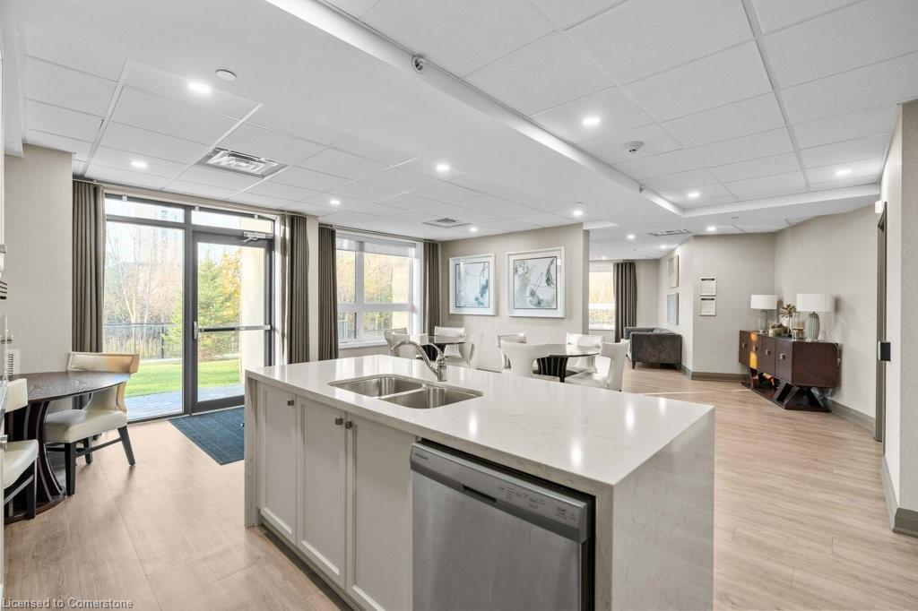 511-125 Shoreview Place Property Photo 24