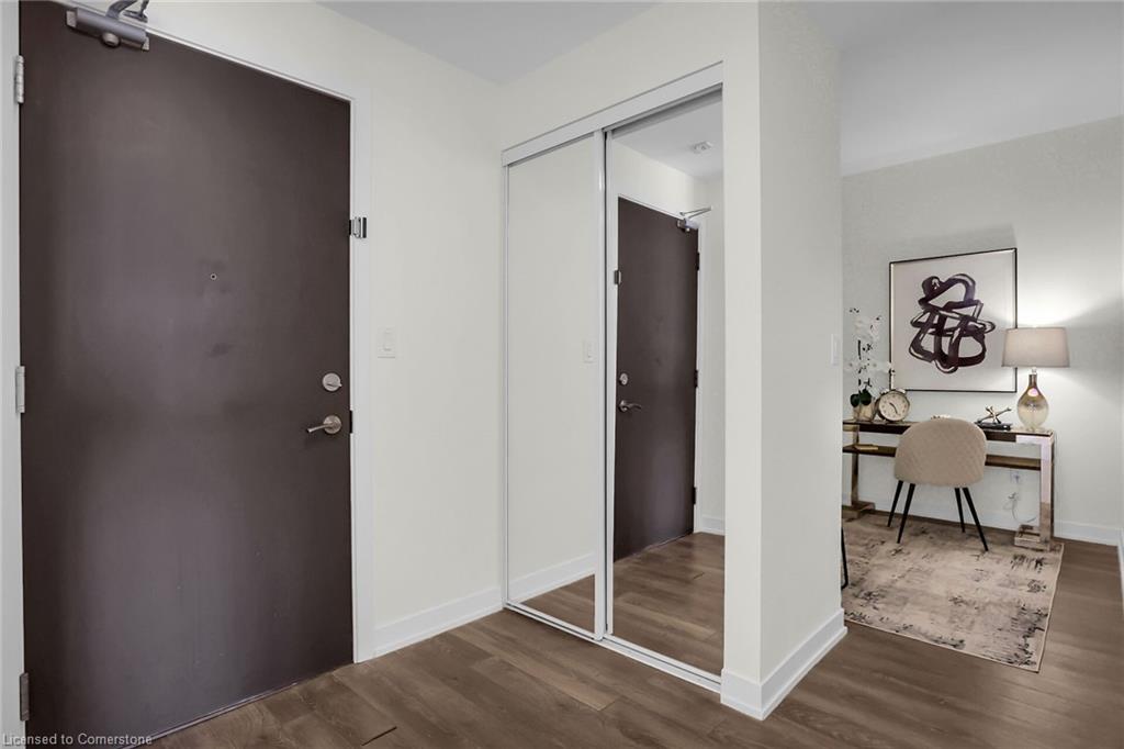 614-550 North Service Road Property Photo 3