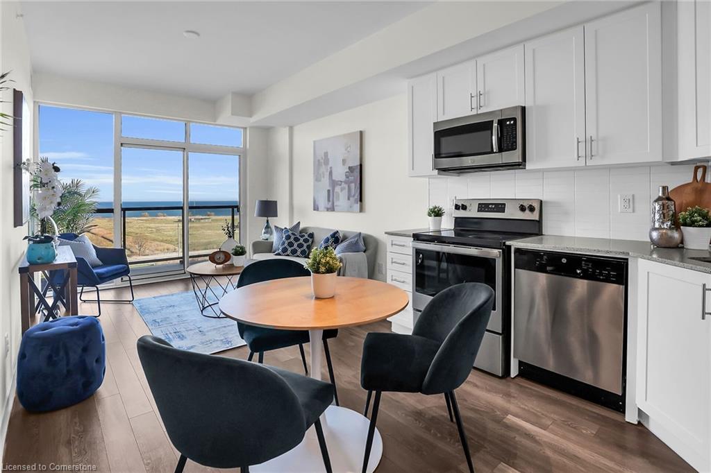 614-550 North Service Road Property Photo 5