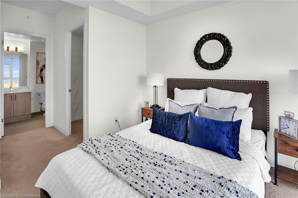 614-550 North Service Road Property Photo 16