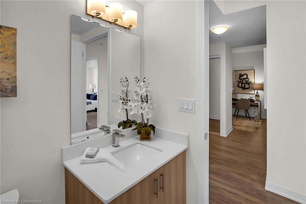 614-550 North Service Road Property Photo 20