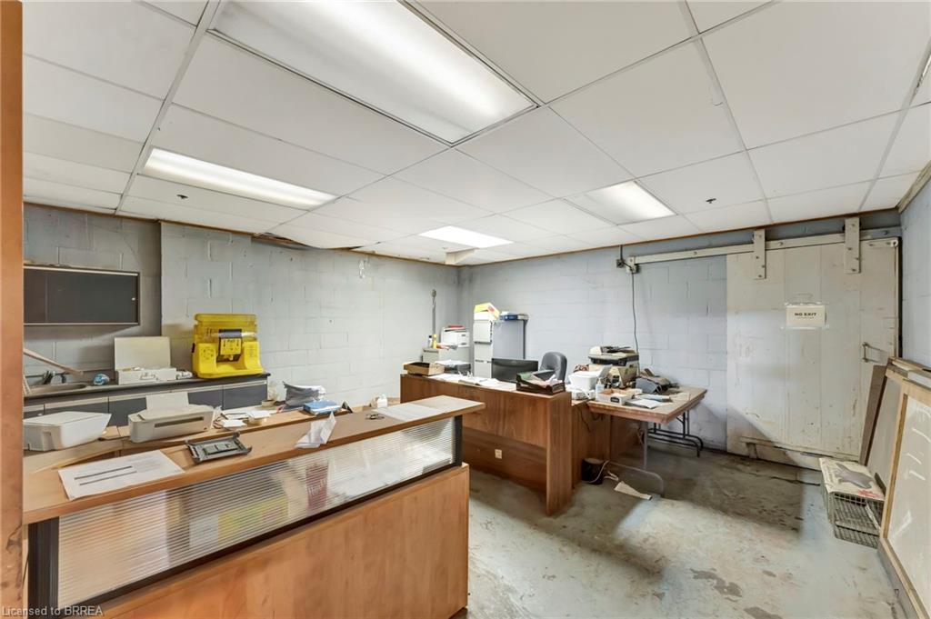 124 Bruce Street Property Photo 43