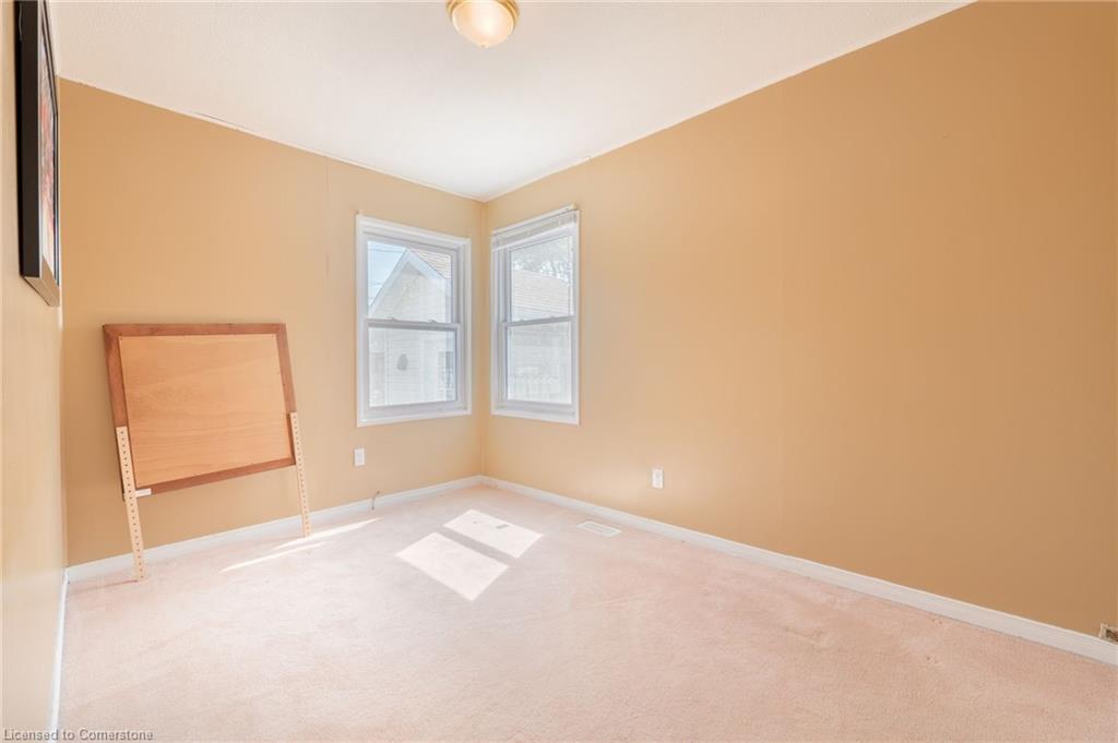 325 Simpson Avenue Property Photo 13