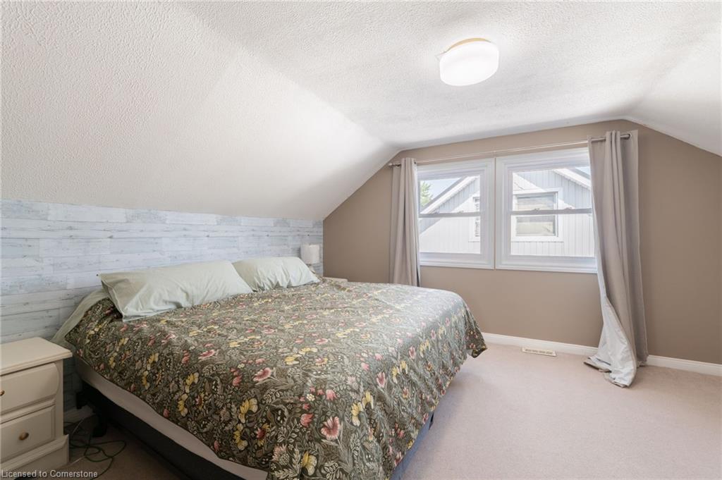 325 Simpson Avenue Property Photo 18