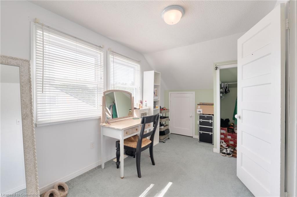 325 Simpson Avenue Property Photo 24