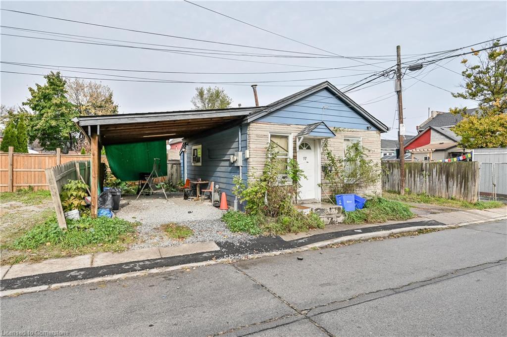 97 Evans Street Property Photo 4