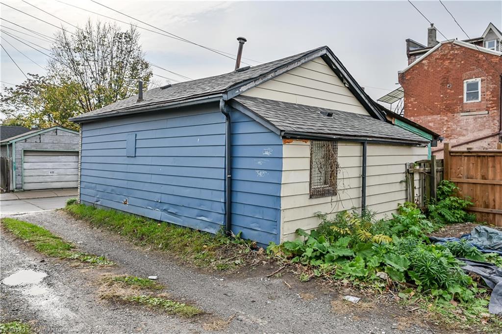 97 Evans Street Property Photo 7