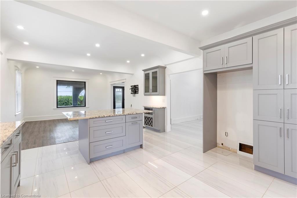 630 Lakeshore Road Property Photo 11