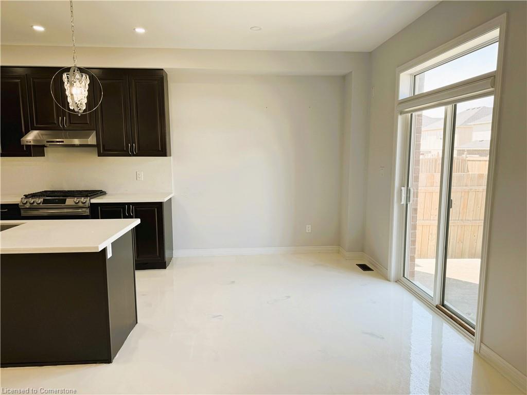 40 Sparkle Drive Property Photo 10