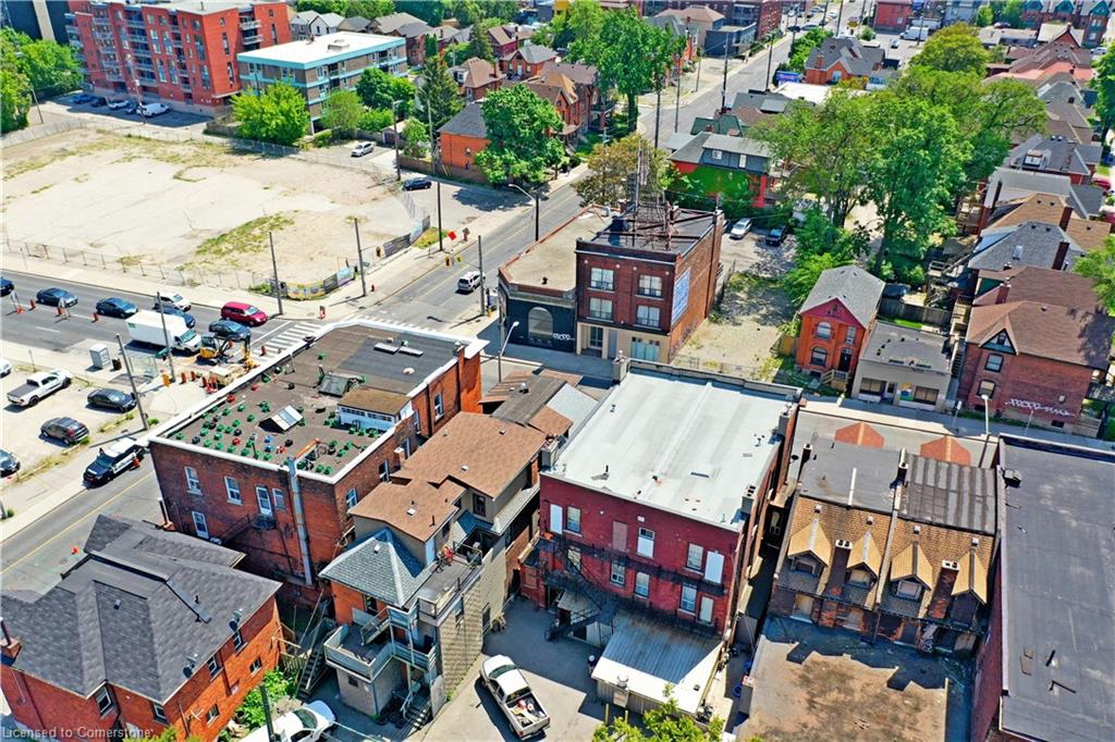 663 King Street E Property Photo 14