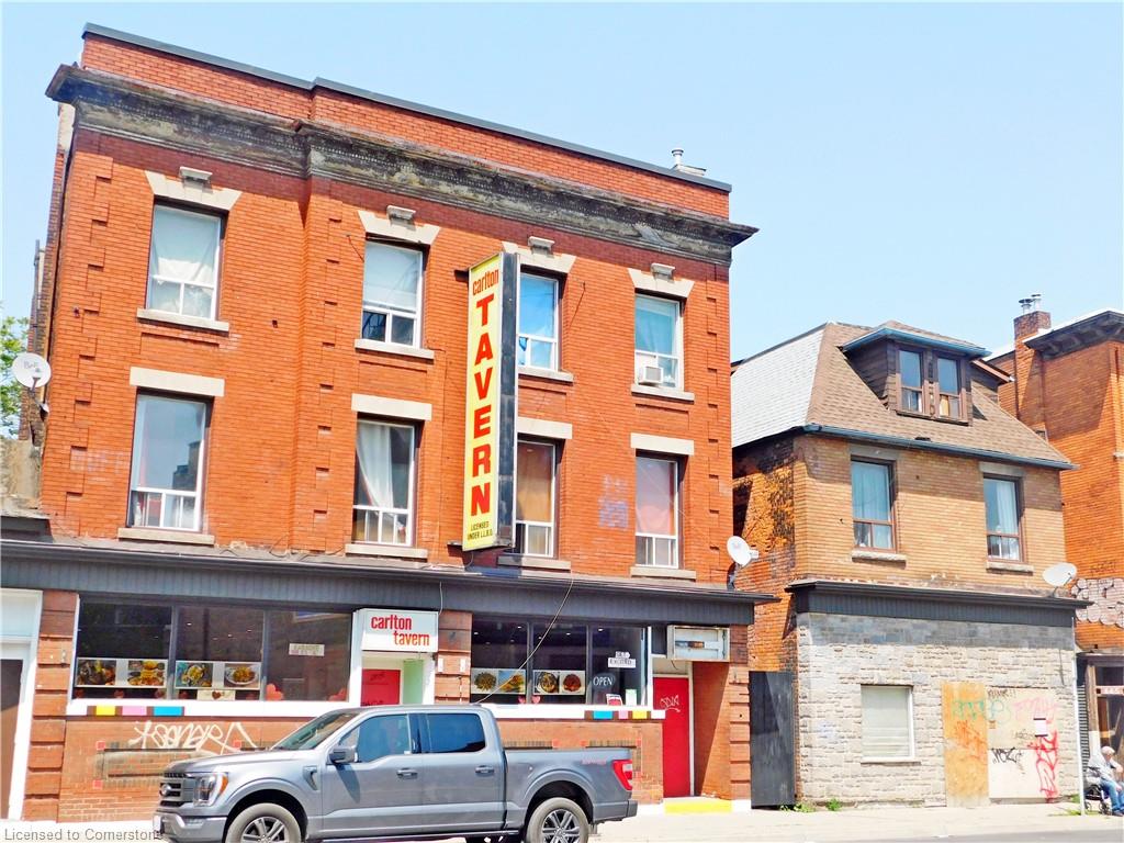 663 King Street E Property Photo 28