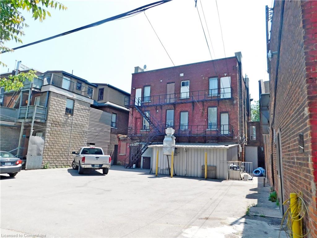 663 King Street E Property Photo 32