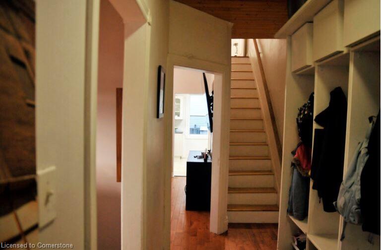 378 Emerald Street N Property Photo 10