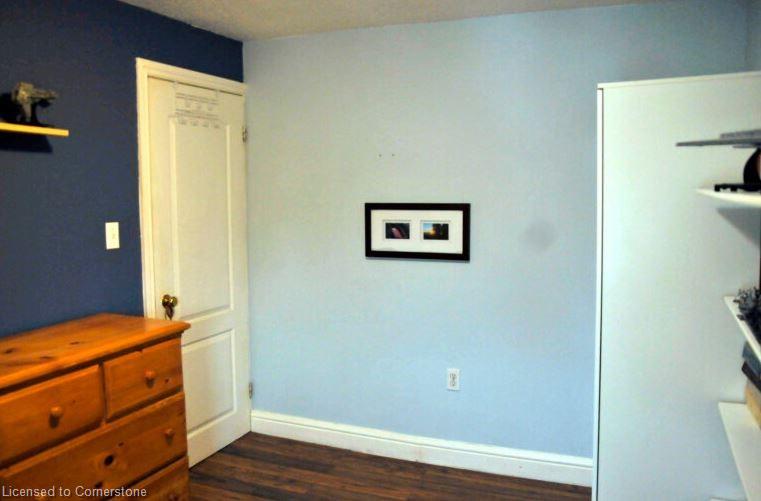 378 Emerald Street N Property Photo 11
