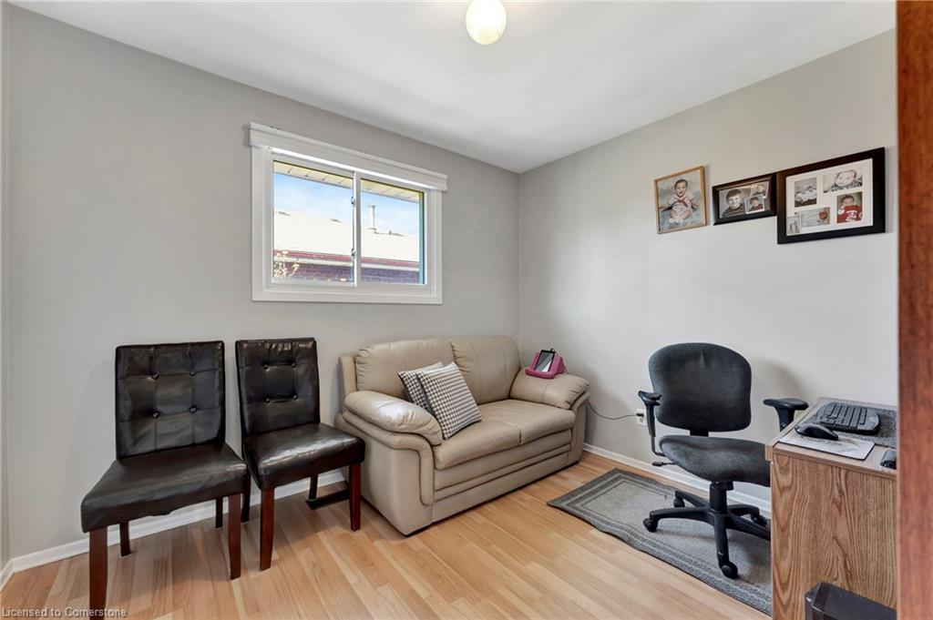 65 1/2 Eastbury Drive Property Photo 18